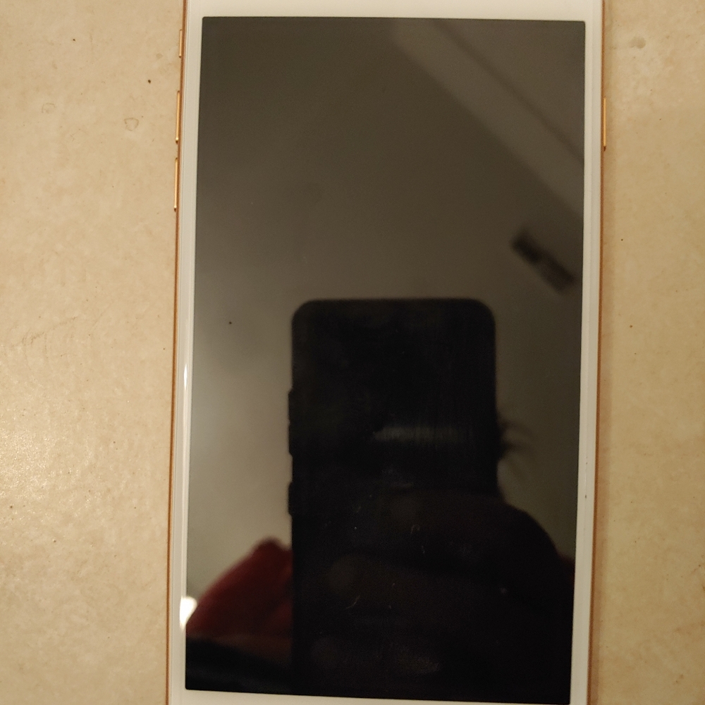 IPHONE 8+ 64GB